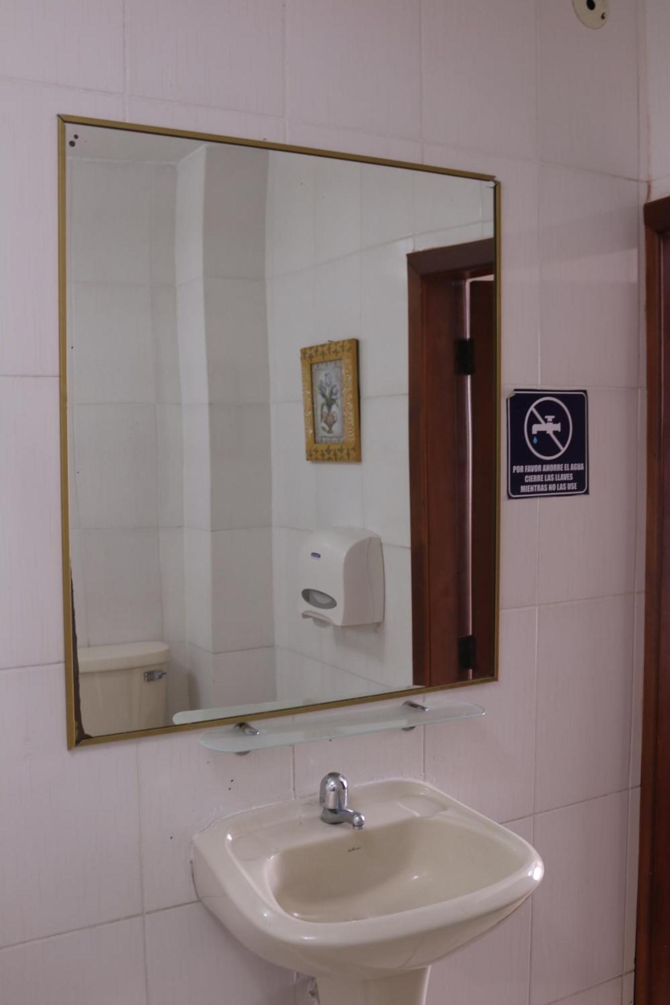 Tropical Inn Hotel Guayaquil Dış mekan fotoğraf
