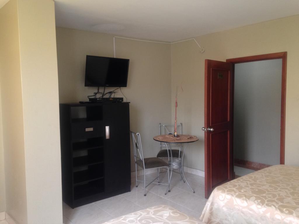 Tropical Inn Hotel Guayaquil Dış mekan fotoğraf