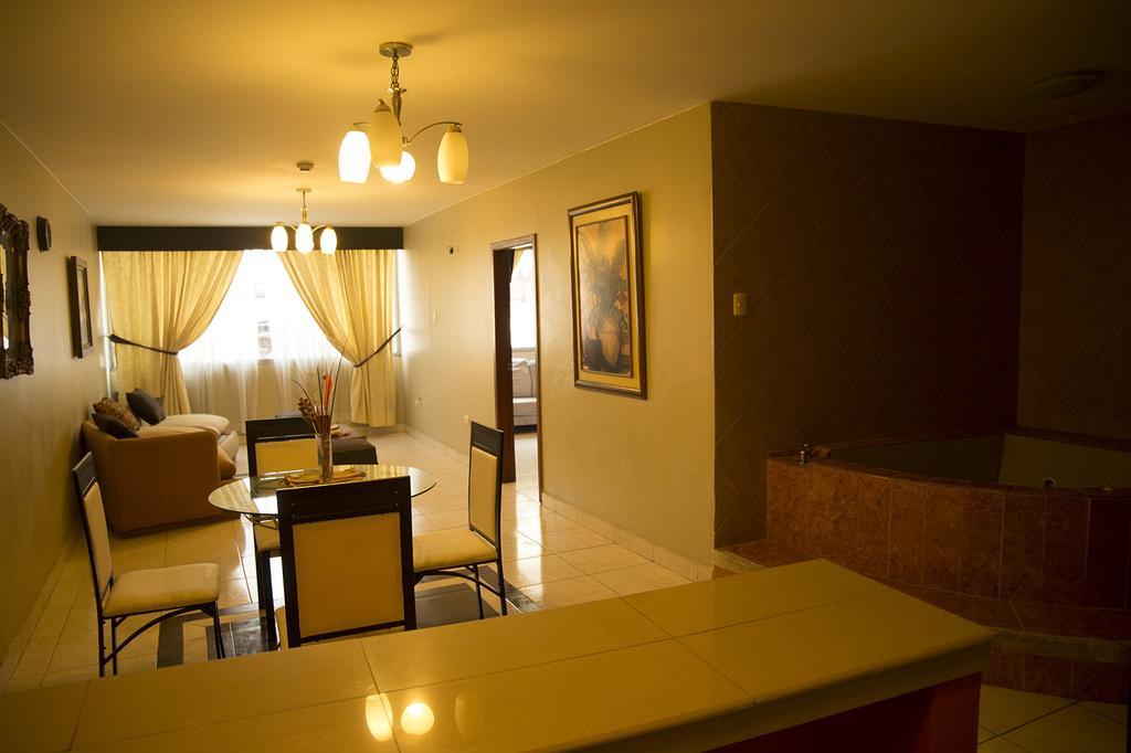 Tropical Inn Hotel Guayaquil Dış mekan fotoğraf