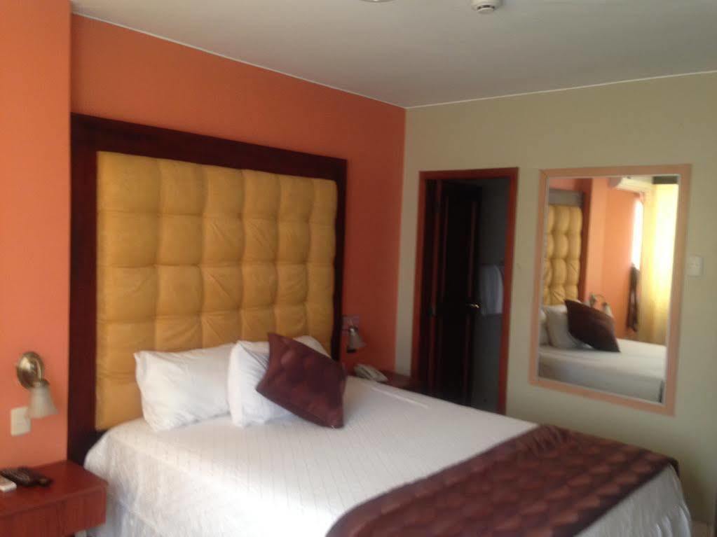 Tropical Inn Hotel Guayaquil Dış mekan fotoğraf